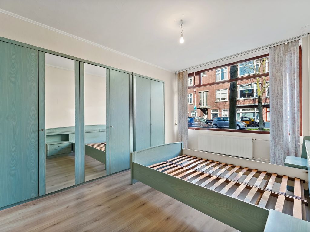 Isingstraat 102, Den Haag