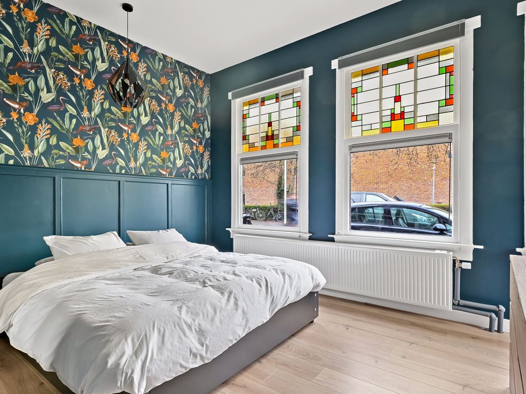 Aarnout Drostlaan 1, Den Haag