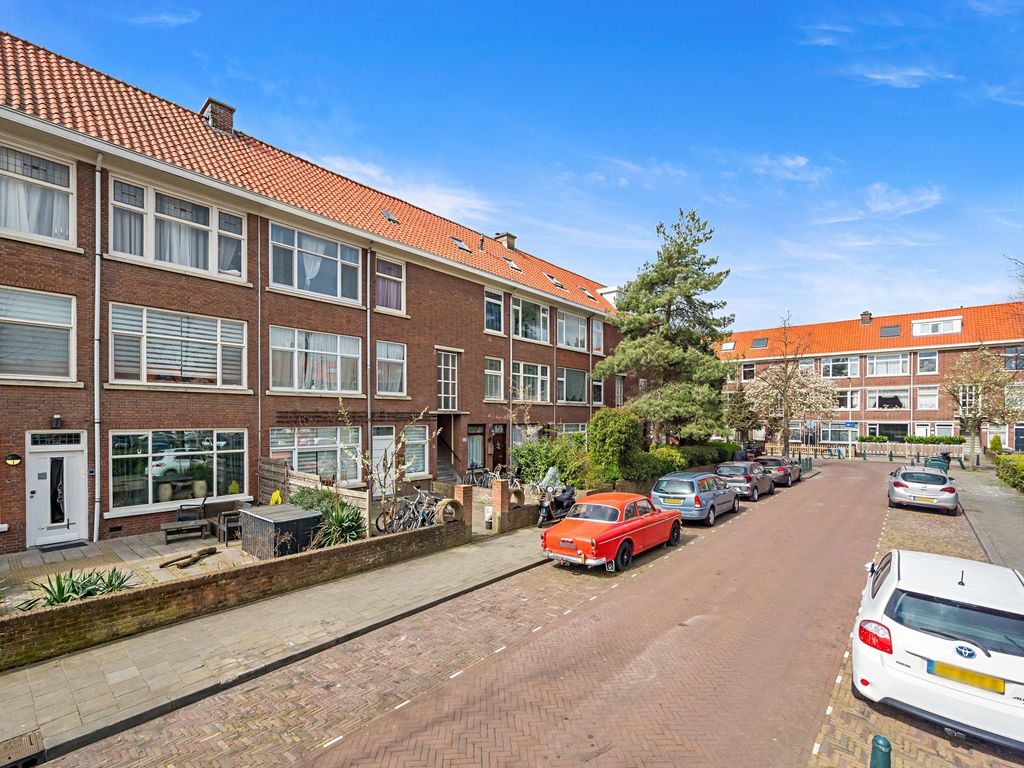 Brinckerinckstraat 90, Den Haag