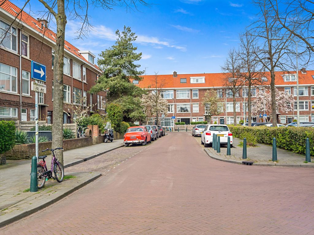 Brinckerinckstraat 90, Den Haag