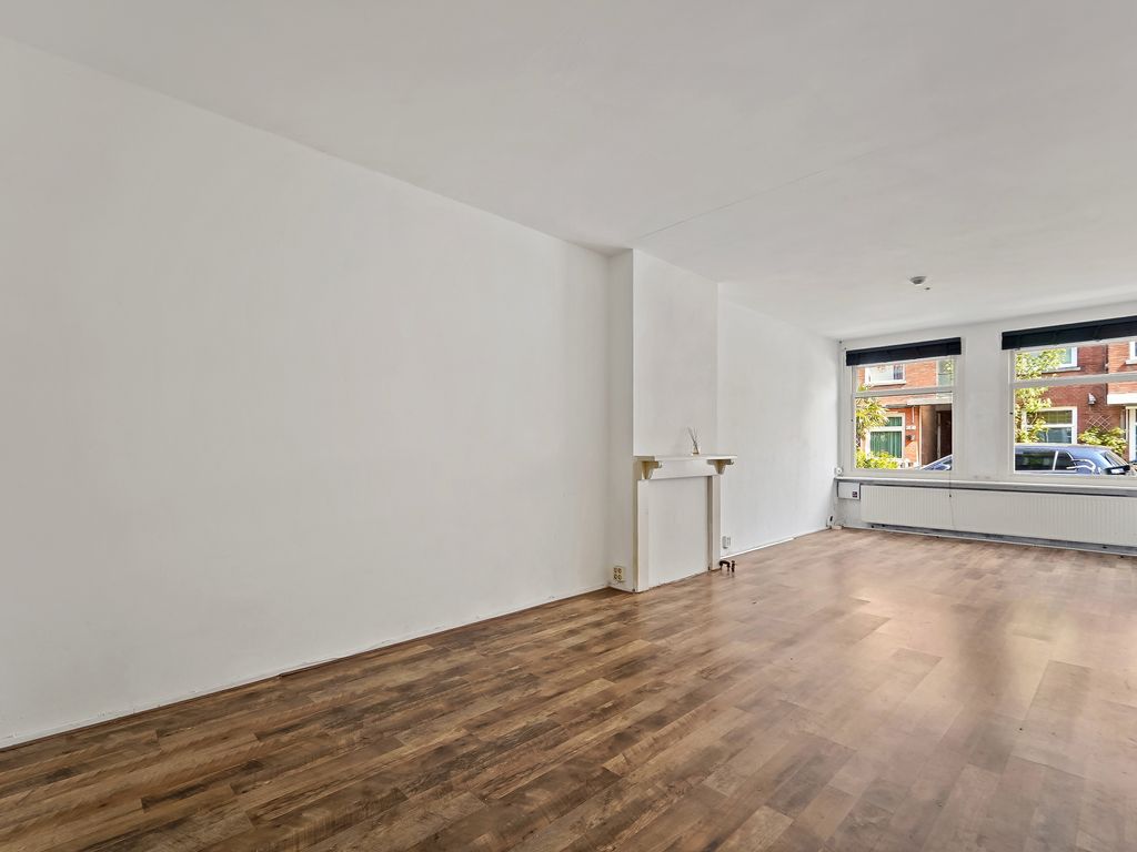 Koopmans van Boekerenstraat 49, Den Haag