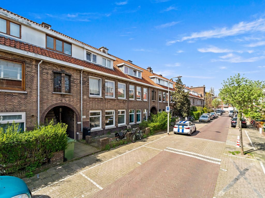 Koopmans van Boekerenstraat 49, Den Haag