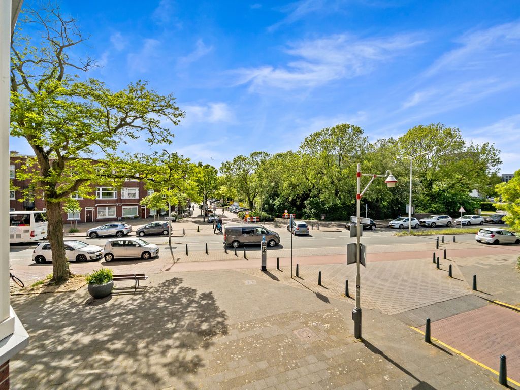 Laakkade 384, Den Haag