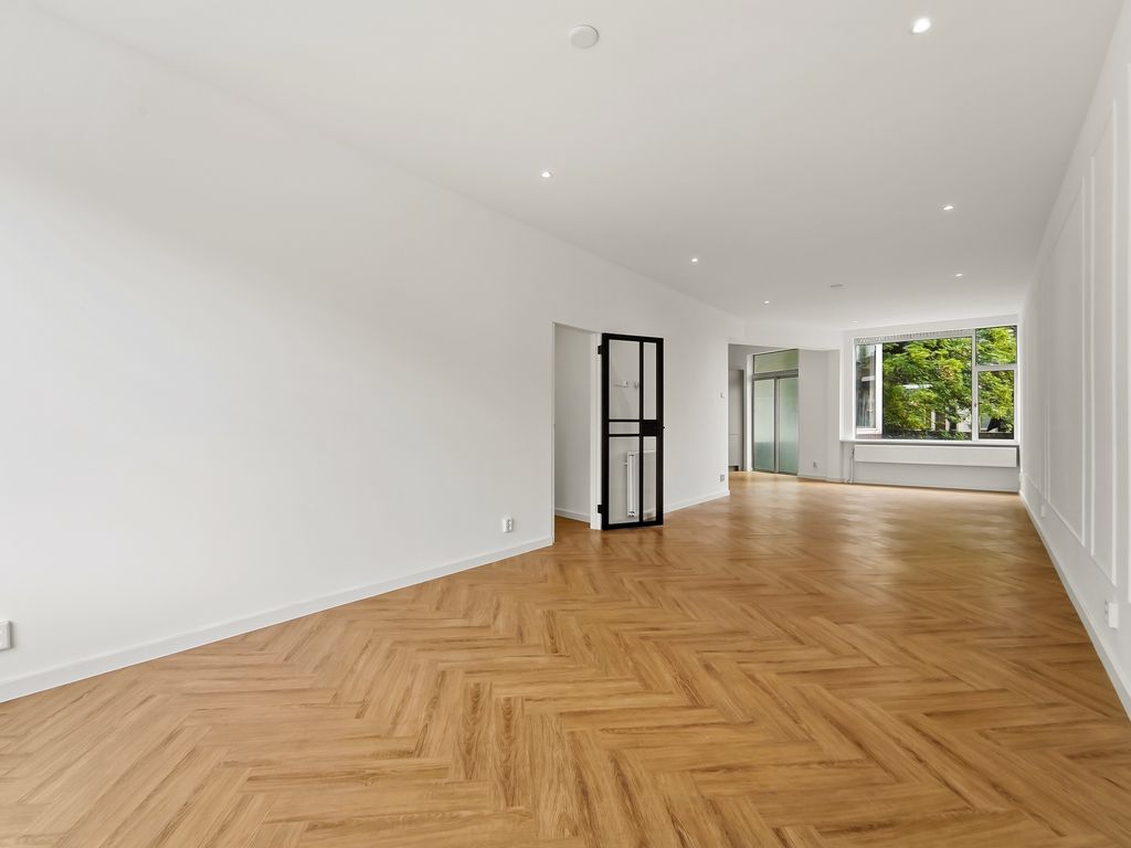 Laakkade 384, Den Haag