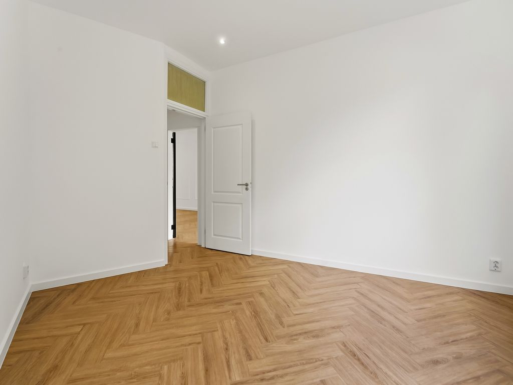 Laakkade 384, Den Haag