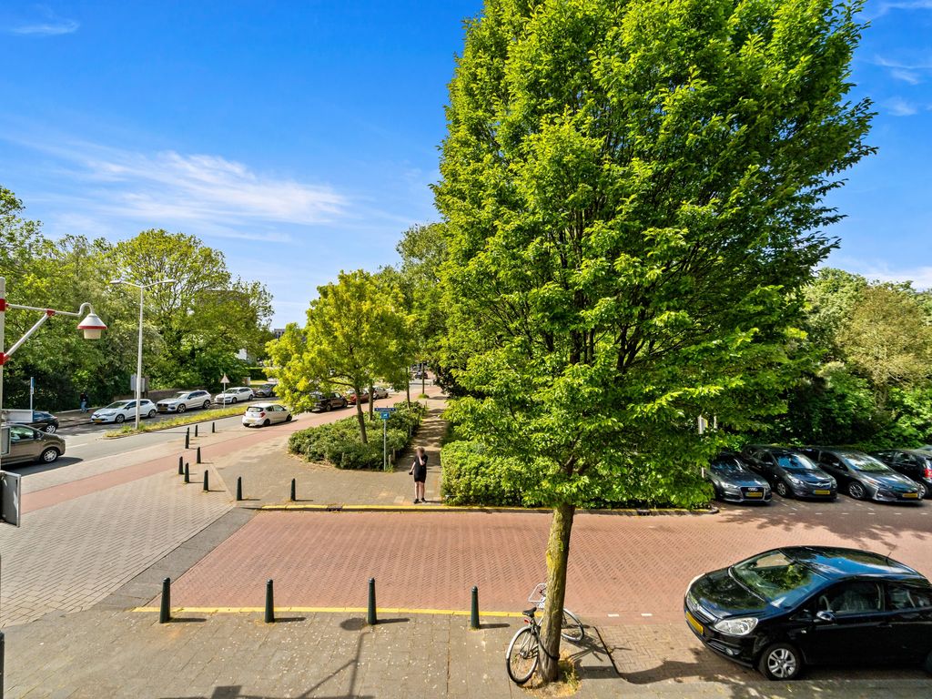 Laakkade 384, Den Haag
