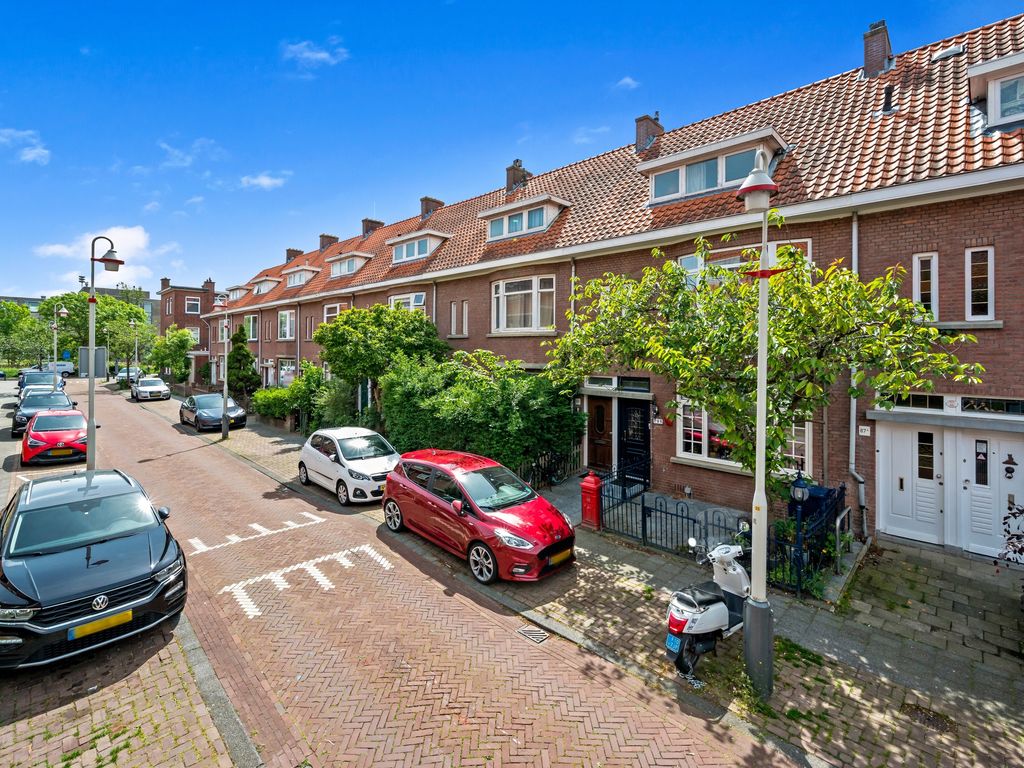 Hugo Verrieststraat 89A, Den Haag