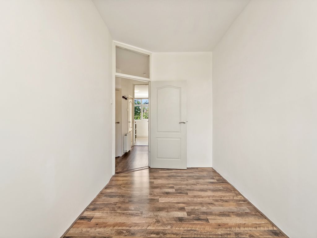 Escamplaan 6, Den Haag