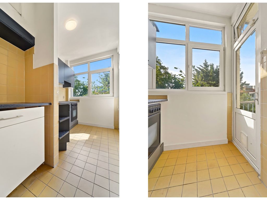 Escamplaan 6, Den Haag