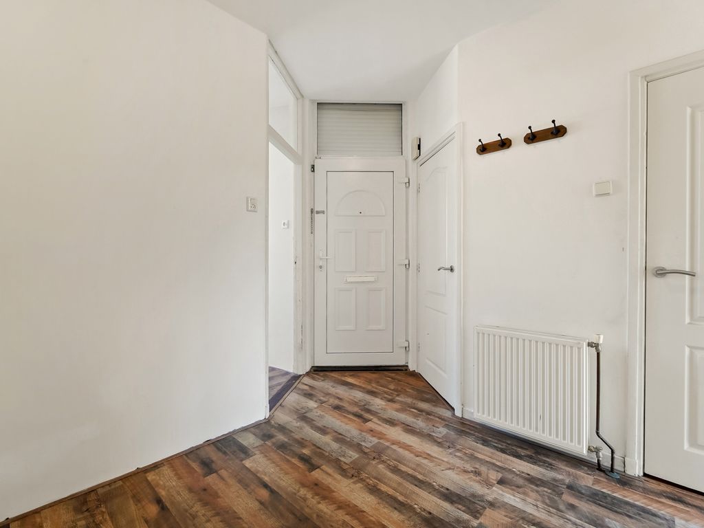 Escamplaan 6, Den Haag