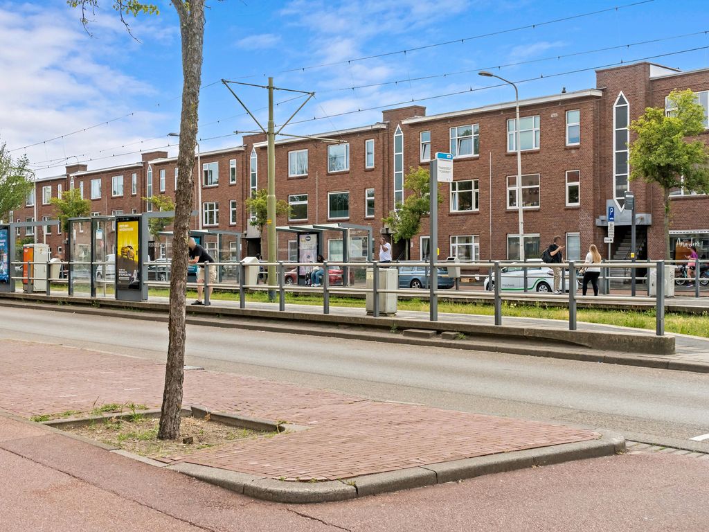 Escamplaan 6, Den Haag