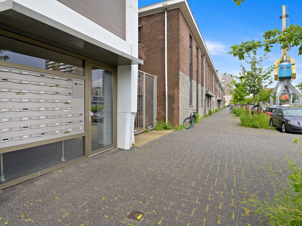 Calandkade 161H, Den Haag