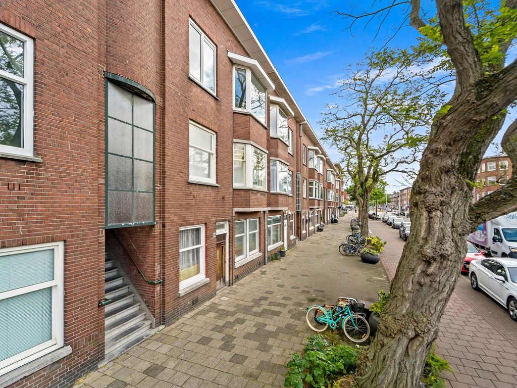 De Genestetlaan 84, Den Haag