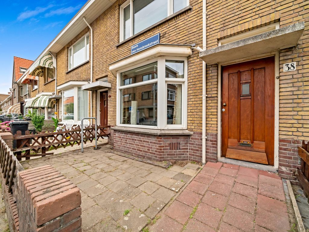 Boele van Hensbroekstraat 38, Den Haag