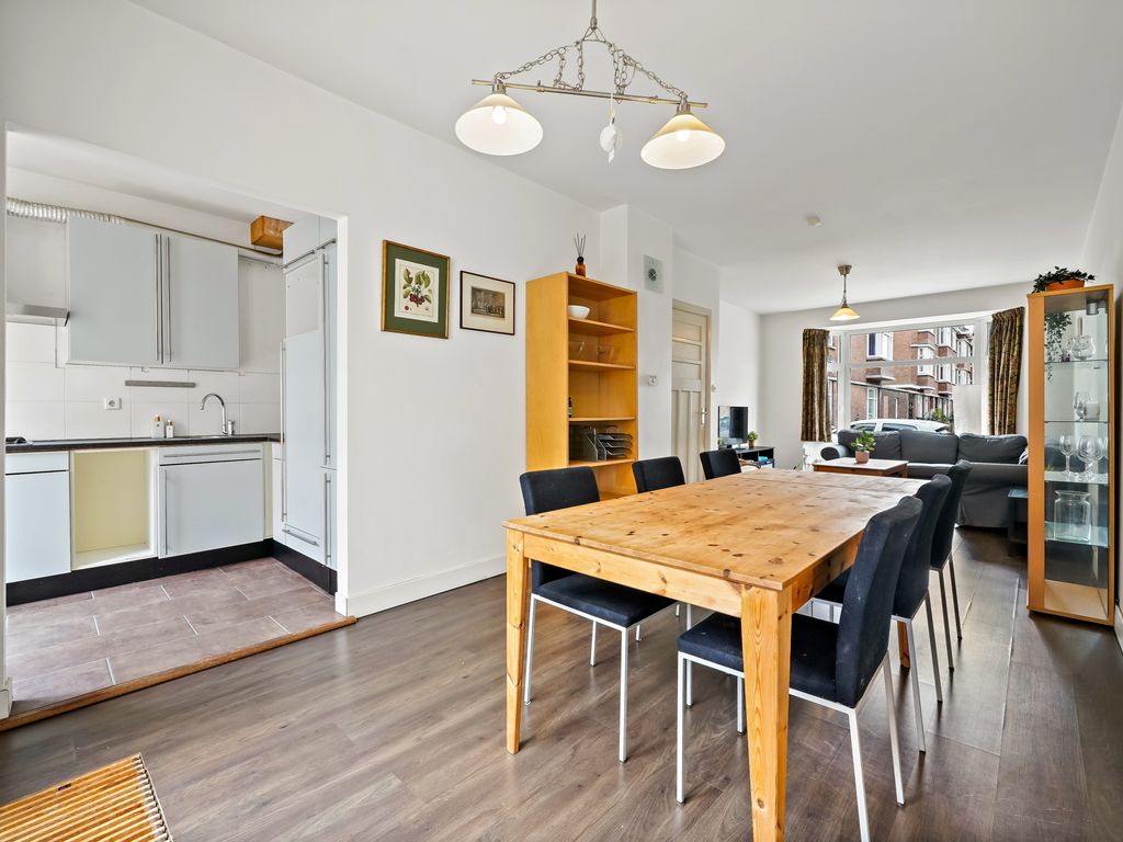 Boele van Hensbroekstraat 38, Den Haag