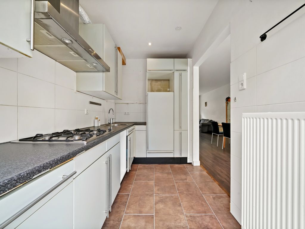 Boele van Hensbroekstraat 38, Den Haag