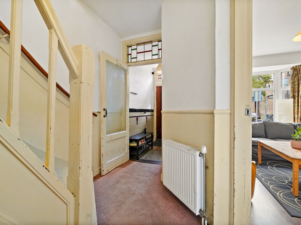 Boele van Hensbroekstraat 38, Den Haag