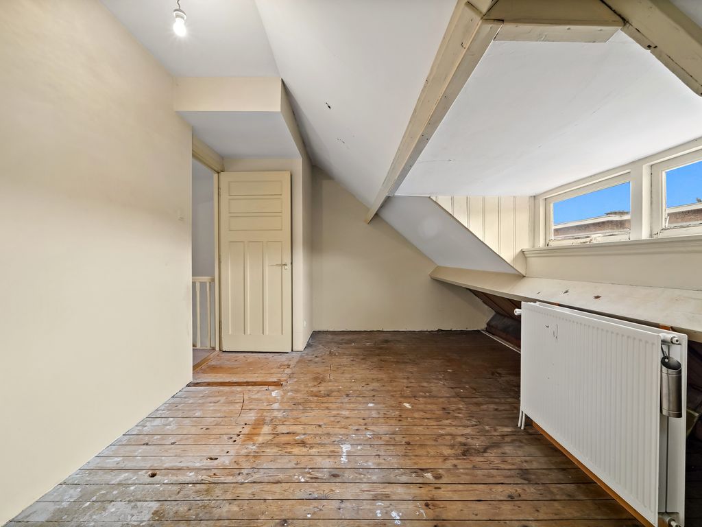 Boele van Hensbroekstraat 38, Den Haag