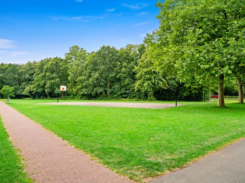 Boele van Hensbroekstraat 38, Den Haag