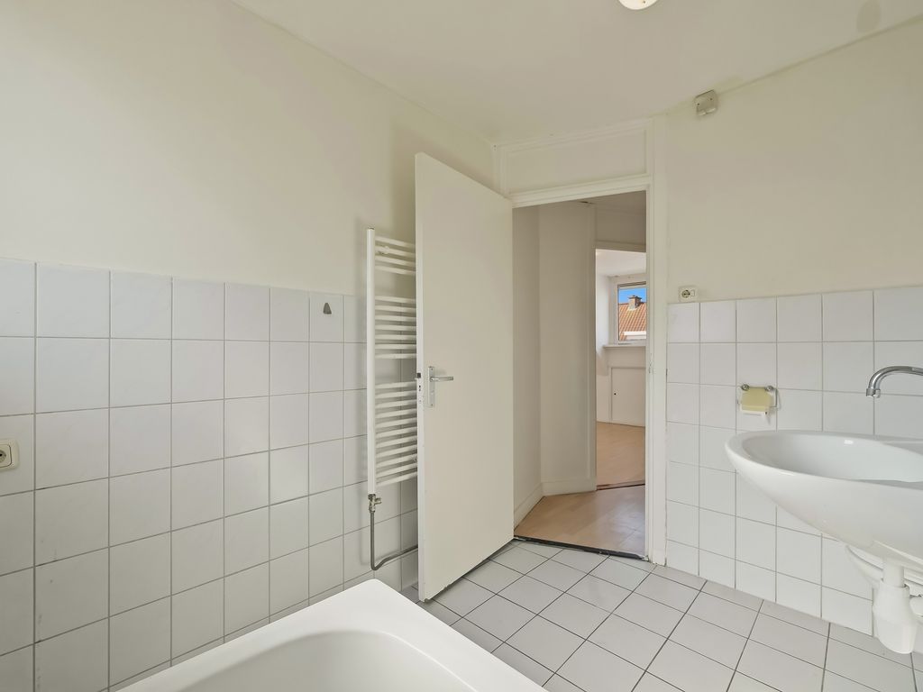 Tonystraat 32, Den Haag