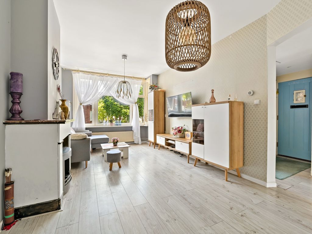 Elise Van Calcarstraat 24, Den Haag
