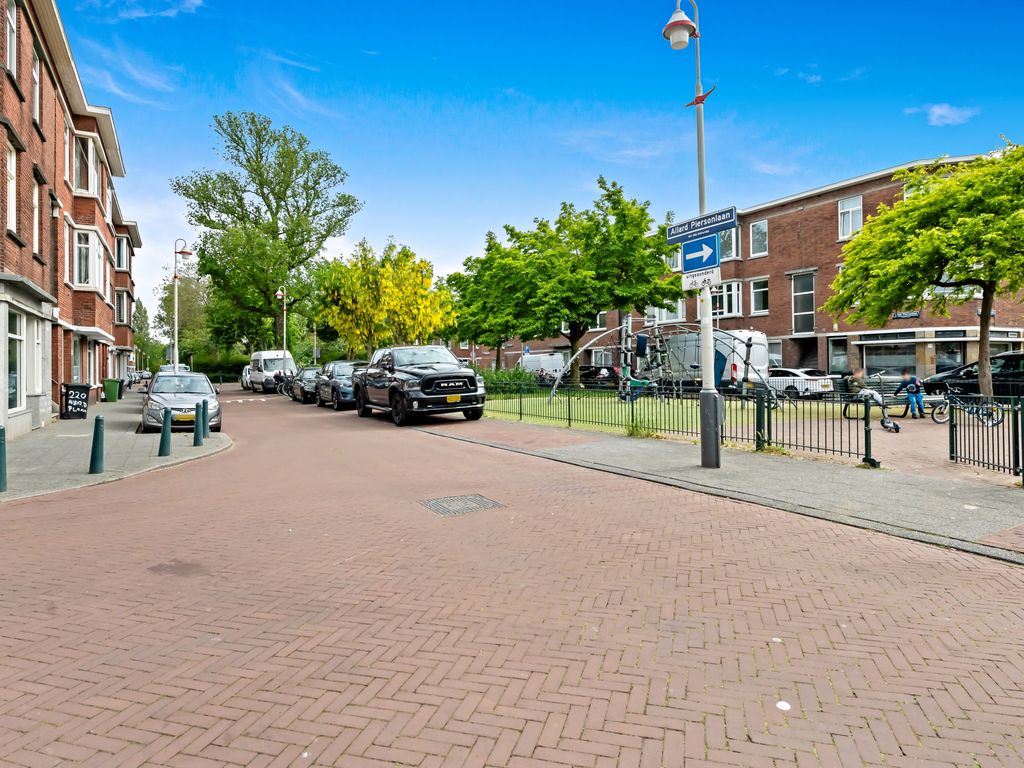 Elise Van Calcarstraat 24, Den Haag