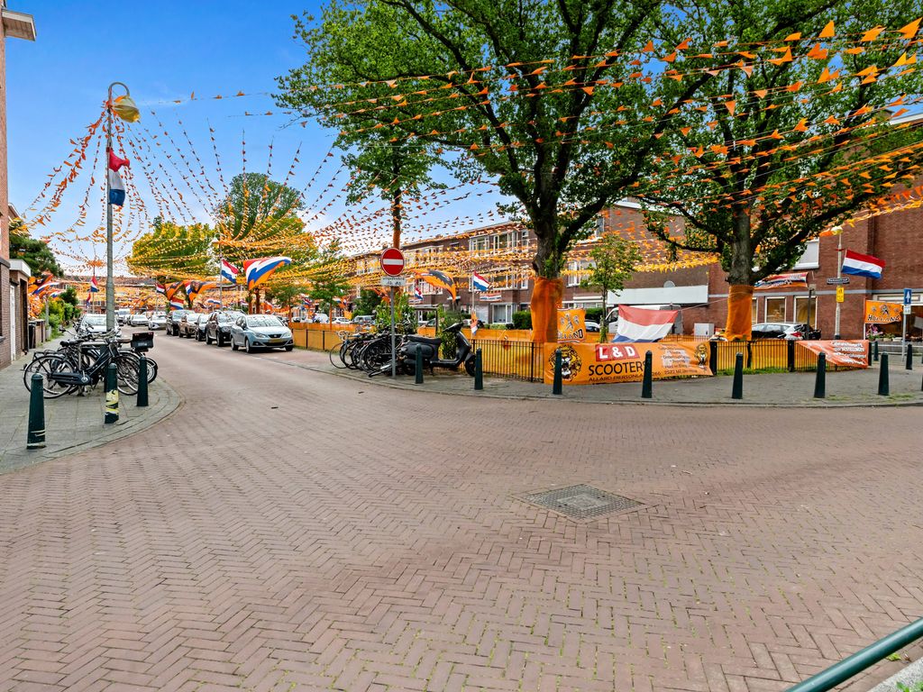 Elise Van Calcarstraat 24, Den Haag
