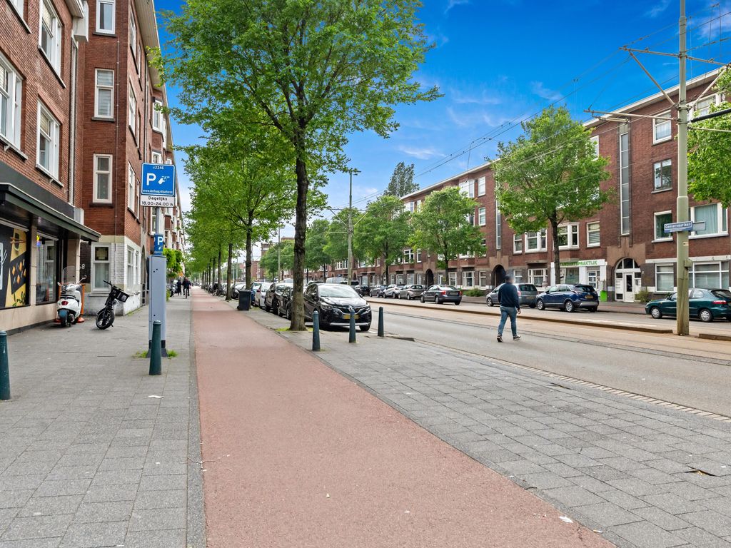 Elise Van Calcarstraat 24, Den Haag