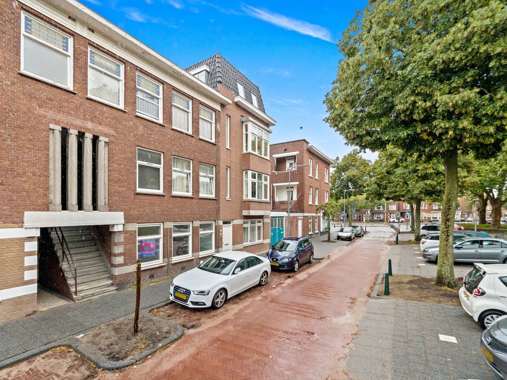 Linnaeusstraat 3, Den Haag