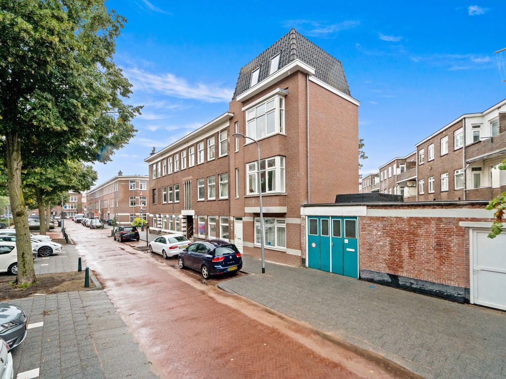 Linnaeusstraat 3, Den Haag