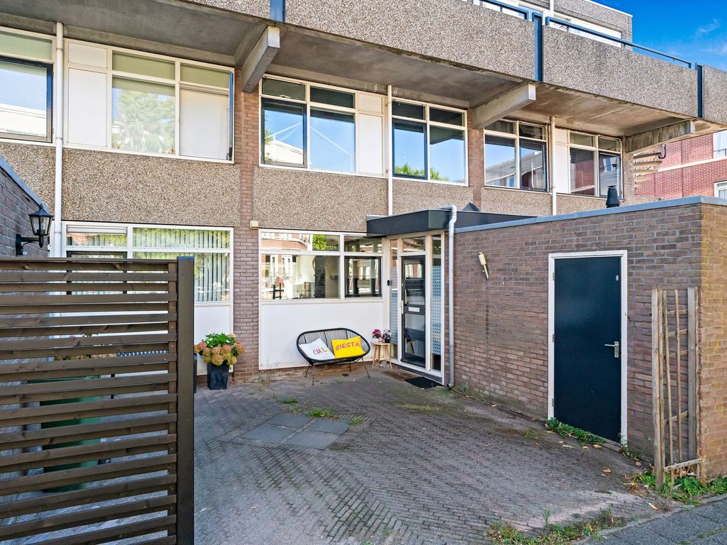 Het Tolland 114, Wateringen