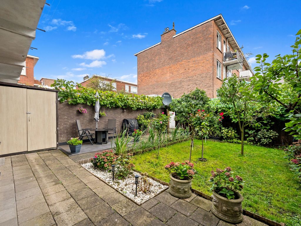 Aarnout Drostlaan 68, Den Haag