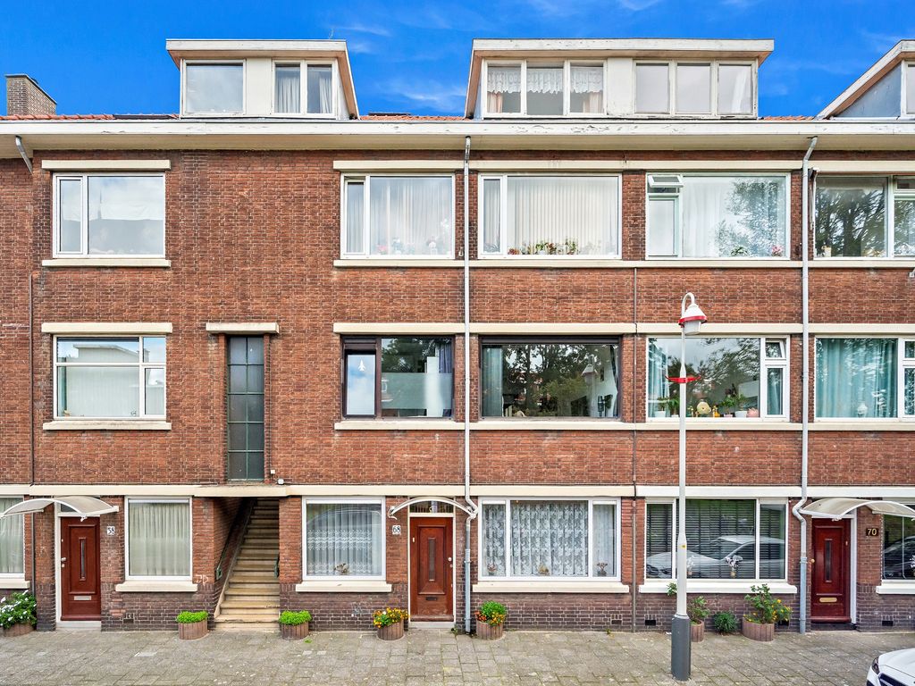 Aarnout Drostlaan 68, Den Haag