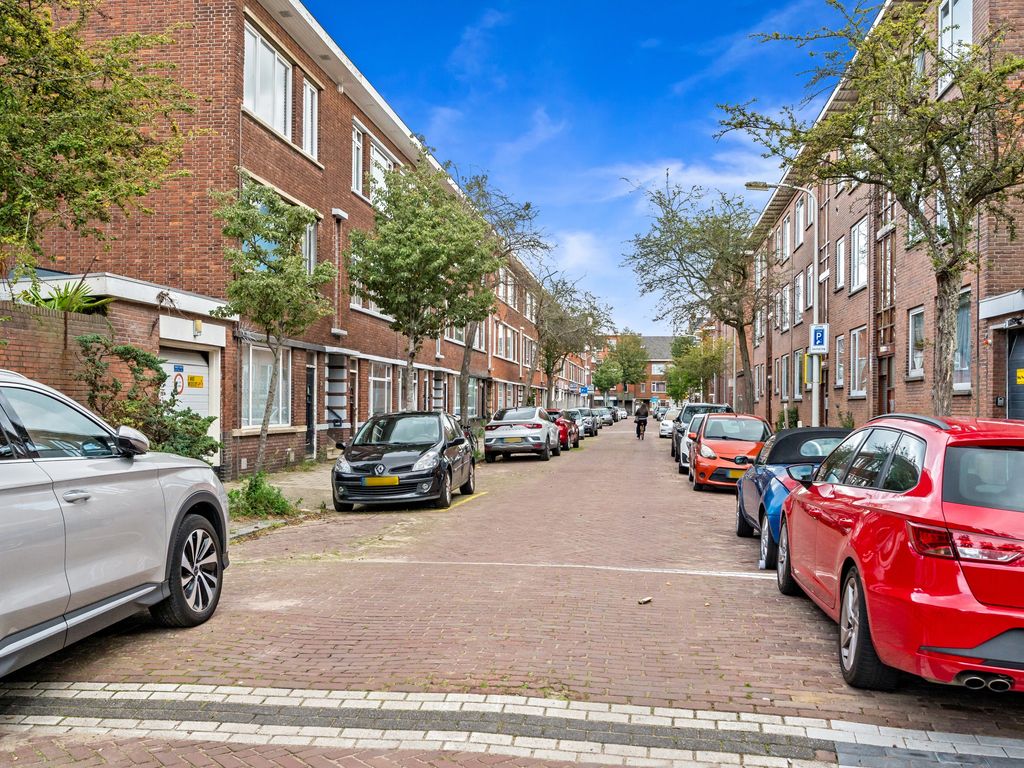 Aarnout Drostlaan 68, Den Haag