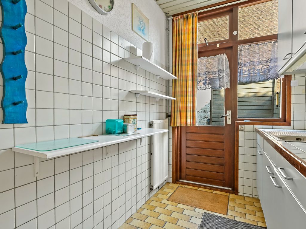 Van Zeggelenlaan 8, Den Haag