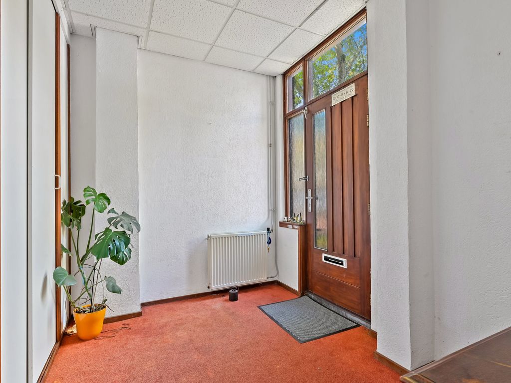 Van Zeggelenlaan 8, Den Haag