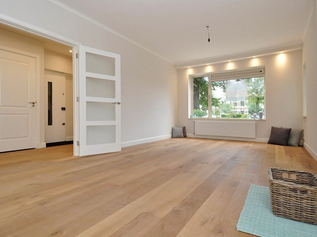 Laan van Nieuw Oosteinde 92, Voorburg