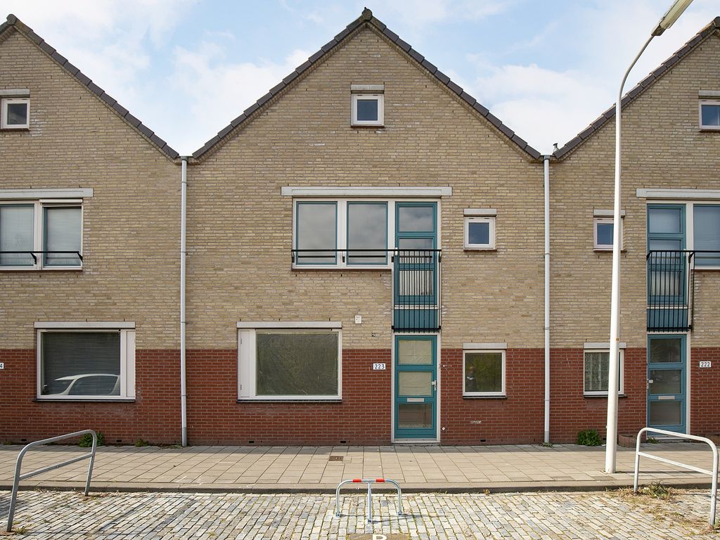 Laakweg 223, 's-Gravenhage