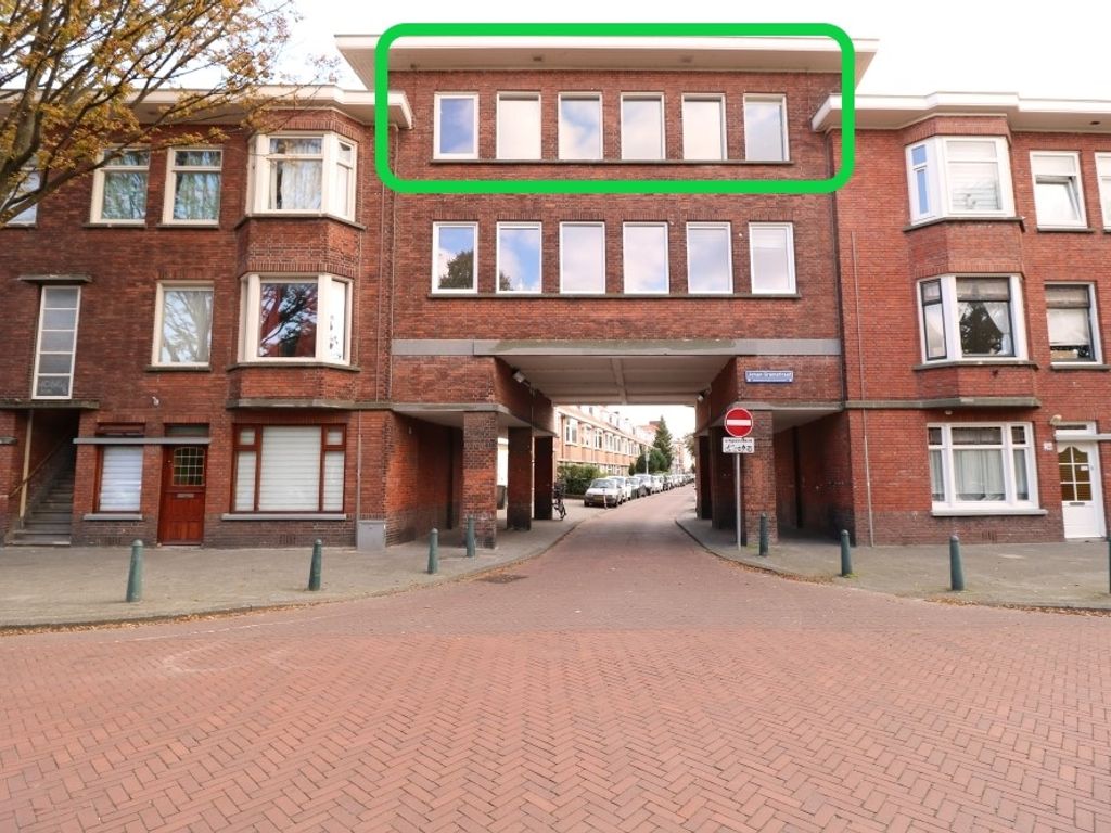 Johan Gramstraat 2, 's-Gravenhage