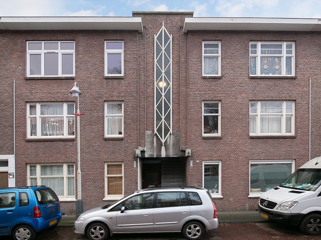 Naarderstraat 113, 's-Gravenhage