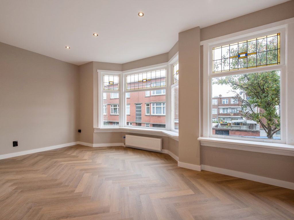Elise van Calcarstraat 27, 's-Gravenhage