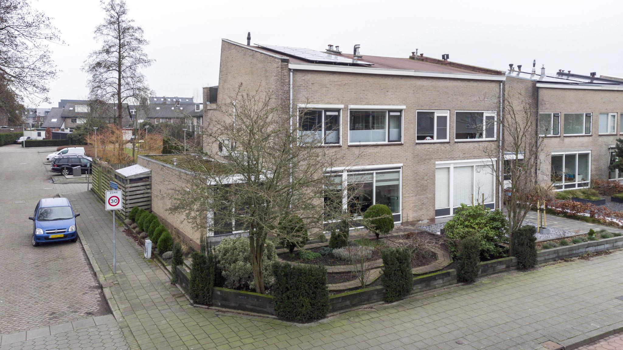 Pompe van Meerdervoortsingel 15