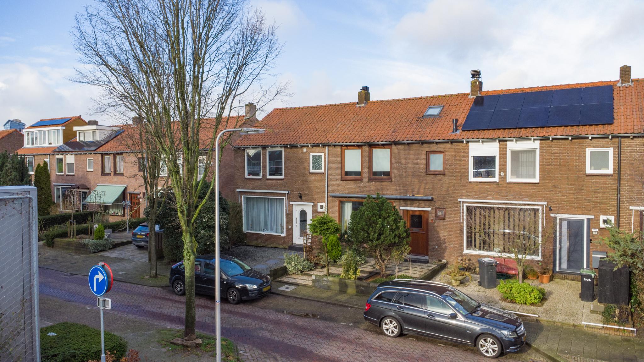 Stoop van Zwijndrechtstraat 7