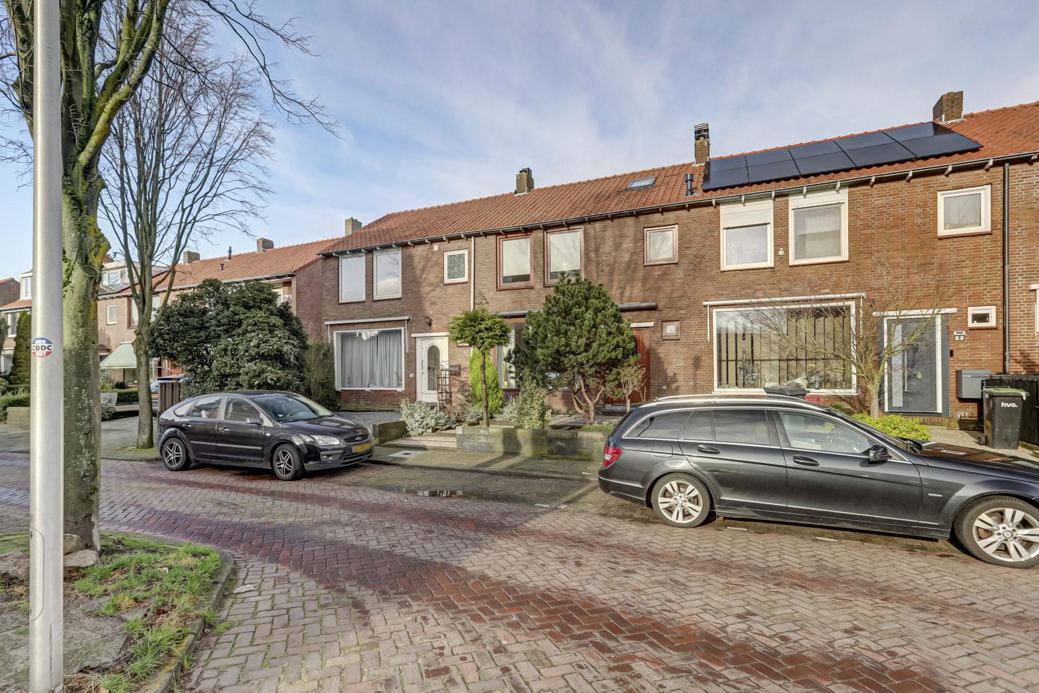 Stoop van Zwijndrechtstraat 7