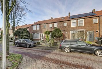 Stoop van Zwijndrechtstraat 7, ZWIJNDRECHT