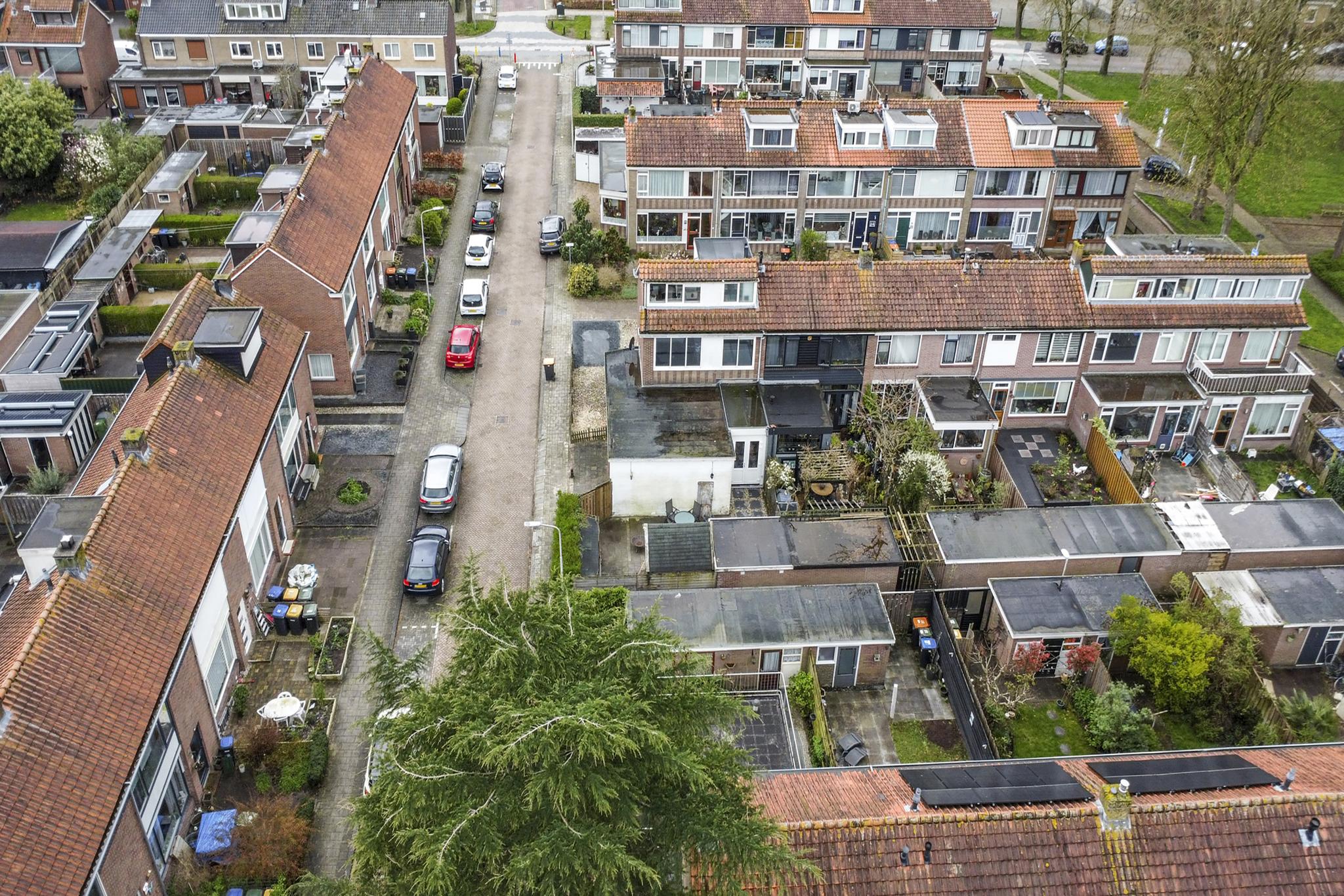 Burgemeester G.H. Dercksenstraat 13