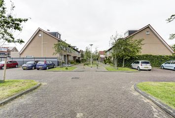 Oeverwal 13, HENDRIK-IDO-AMBACHT
