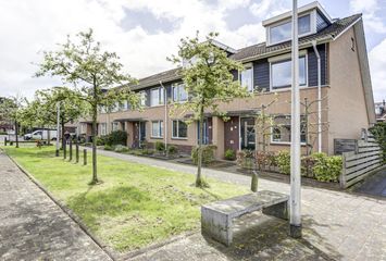 Oeverwal 13, HENDRIK-IDO-AMBACHT