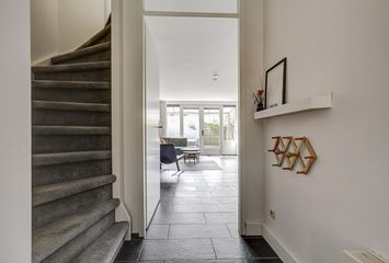 Oeverwal 13, HENDRIK-IDO-AMBACHT