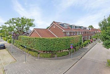 Oranjestraat 32, HENDRIK-IDO-AMBACHT